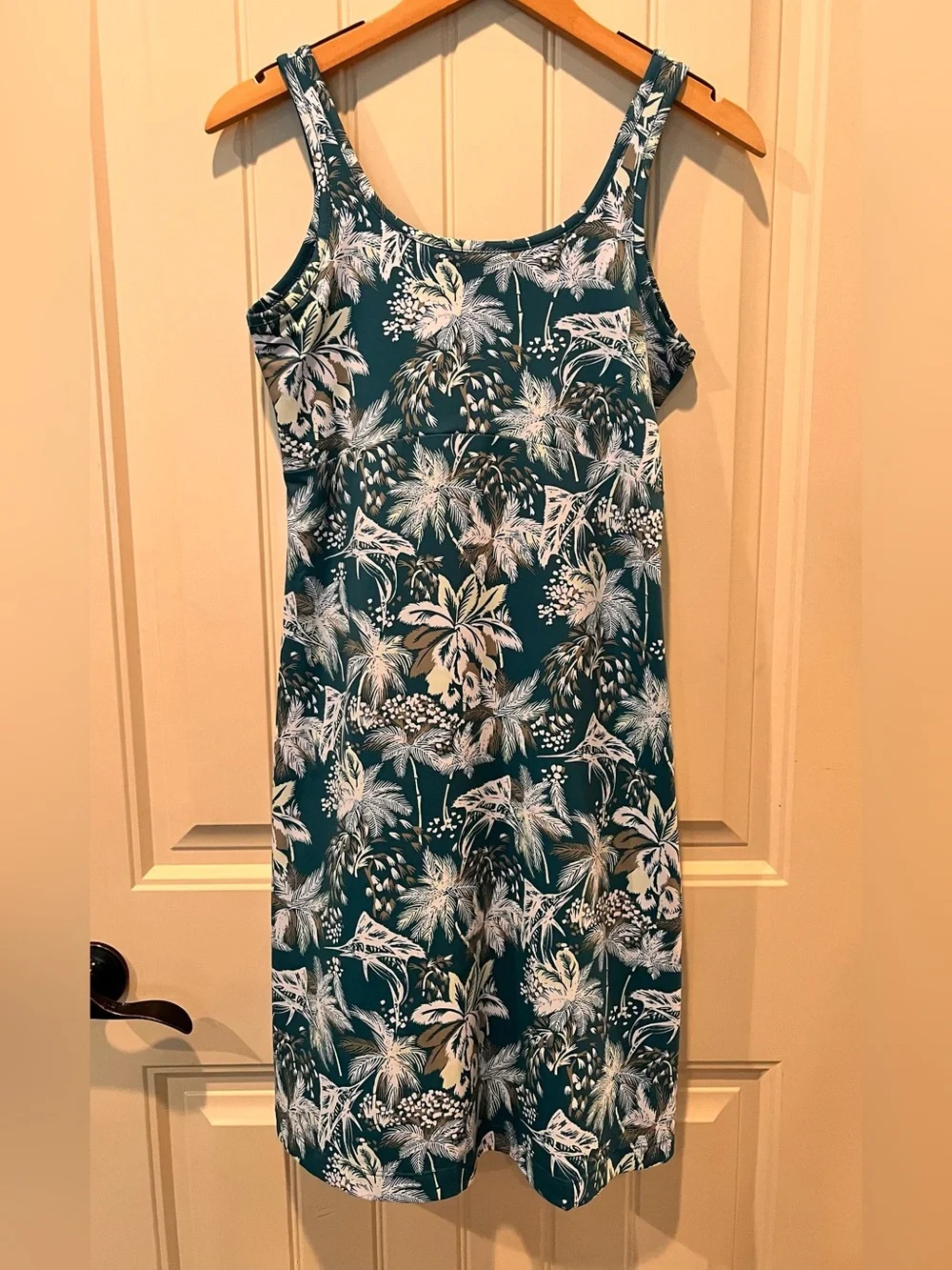 Columbia Small Teal Tropical Print Tank Dress Summer Athletic Resort Boating Vac - Picture 1 of 7